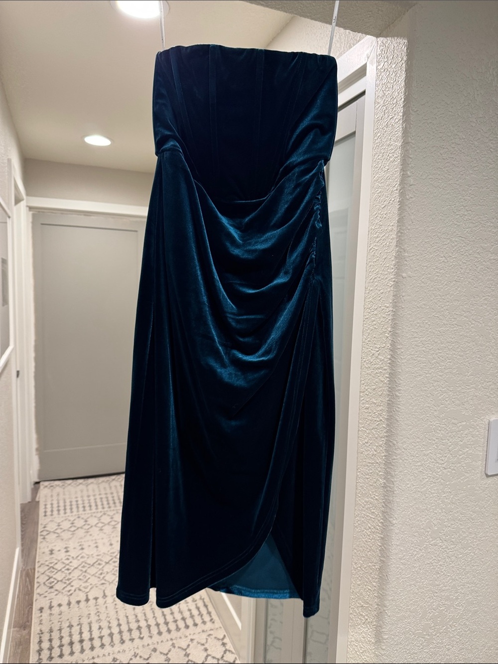 Lulu's Strapless Velvet Draped Midi Dress in Teal-Blue